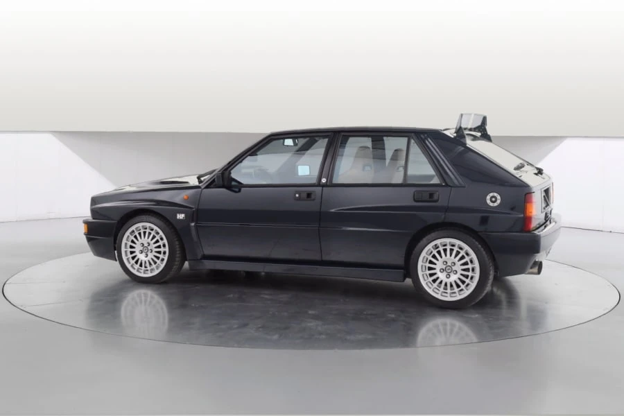 1993 Lancia Delta 1st Gen - Image 11 of 31