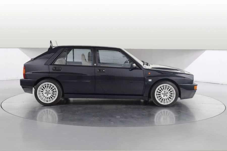 1993 Lancia Delta 1st Gen - Image 28 of 31