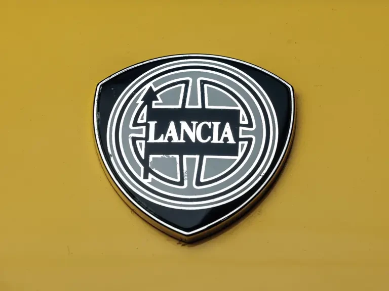 1993 Lancia Delta 1st Gen - Image 26 of 31