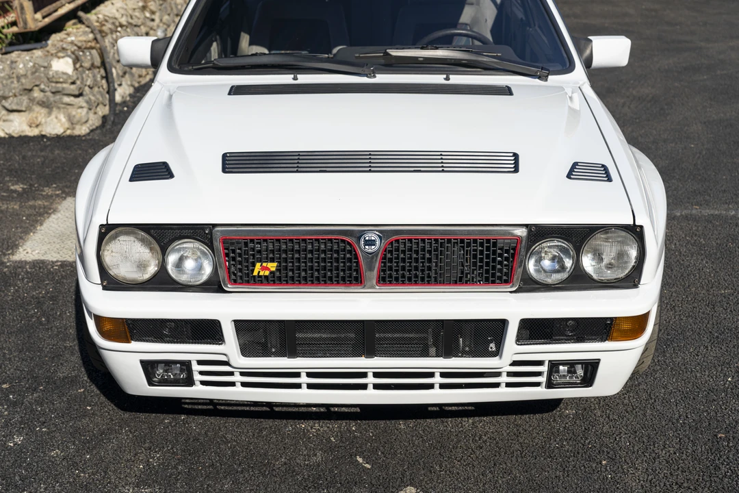 1993 Lancia Delta 1st Gen - Image 12 of 31