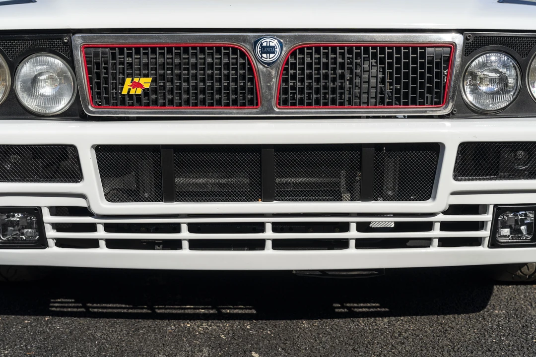 1993 Lancia Delta 1st Gen - Image 16 of 31
