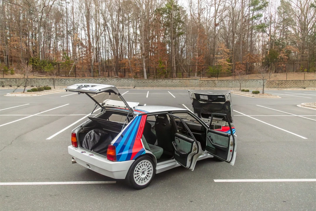 1993 Lancia Delta 1st Gen - Image 24 of 31
