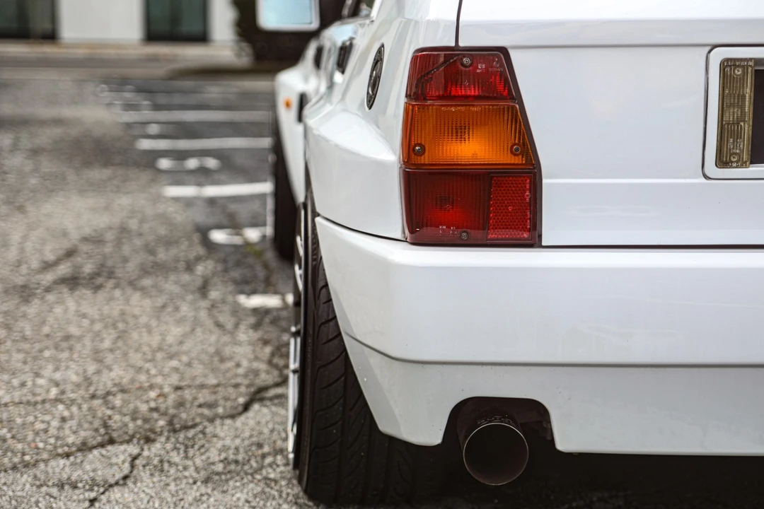 1993 Lancia Delta 1st Gen - Image 18 of 31