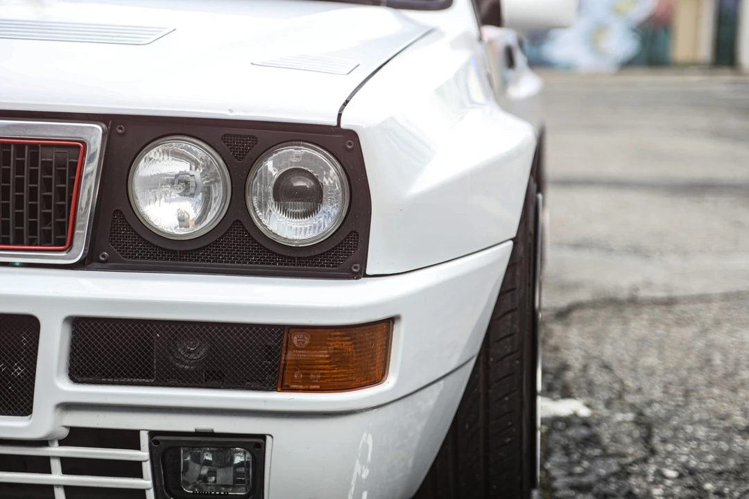 1993 Lancia Delta 1st Gen - Image 14 of 31
