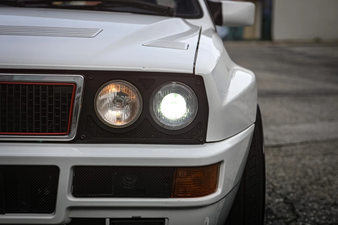 1993 Lancia Delta 1st Gen - Image 15 of 31