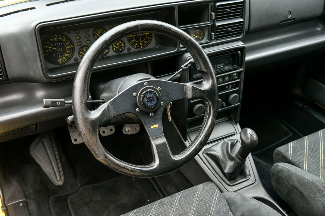 1993 Lancia Delta 1st Gen - Image 25 of 31