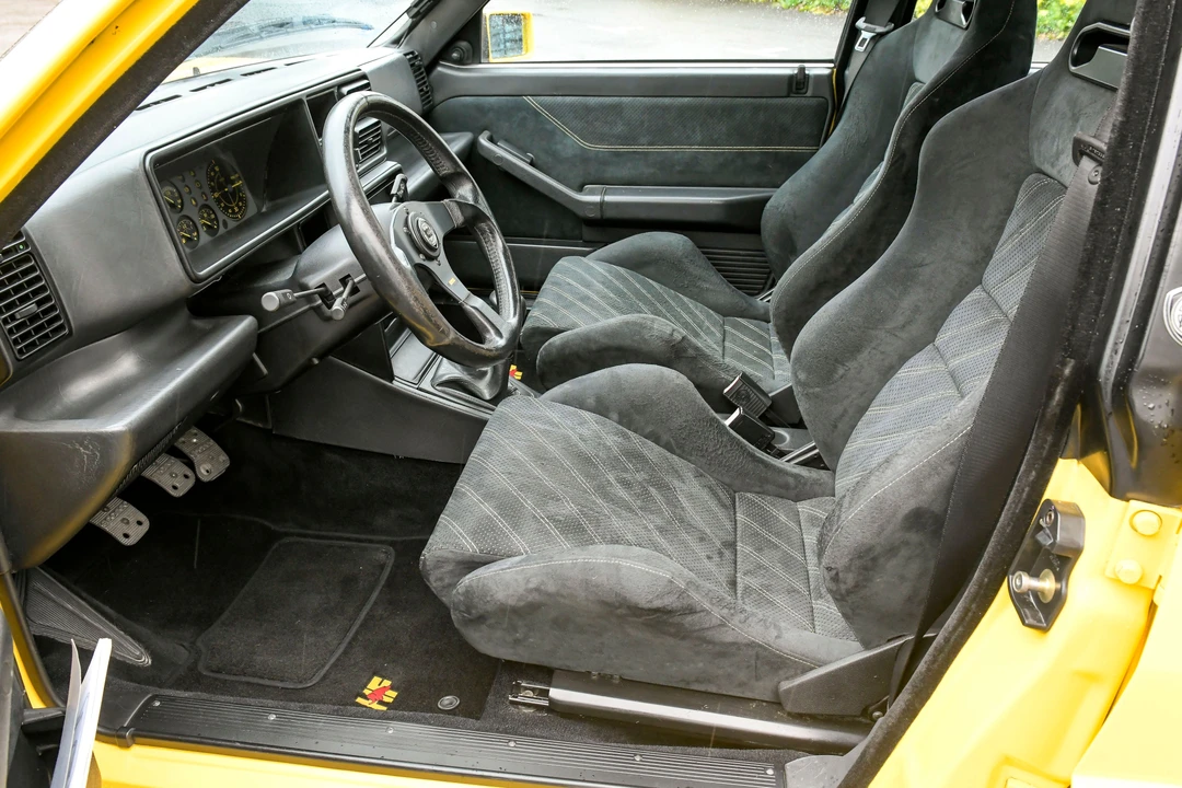 1993 Lancia Delta 1st Gen - Image 27 of 31