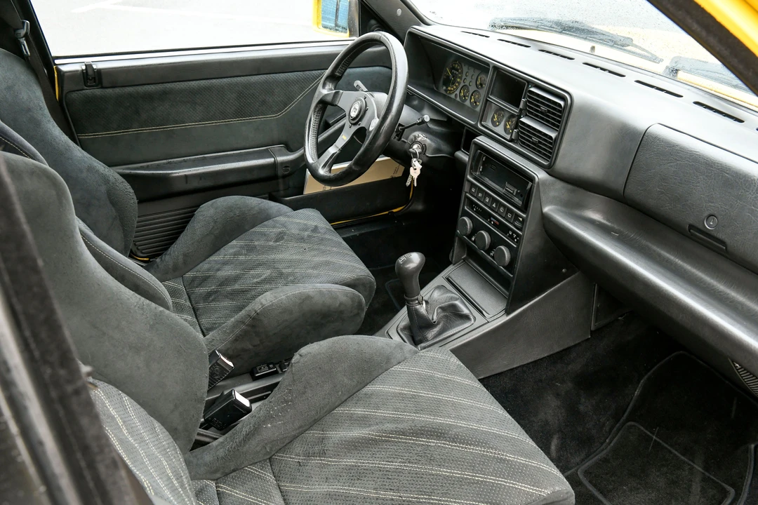 1993 Lancia Delta 1st Gen - Image 15 of 31