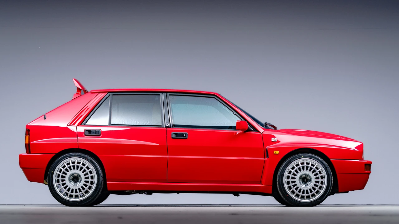 1993 Lancia Delta 2nd Gen - Image 13 of 31