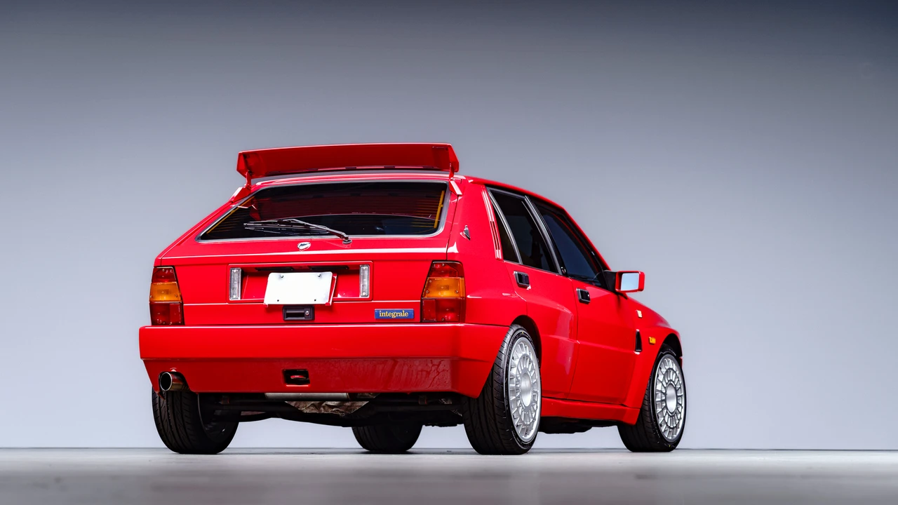 1993 Lancia Delta 2nd Gen - Image 23 of 31