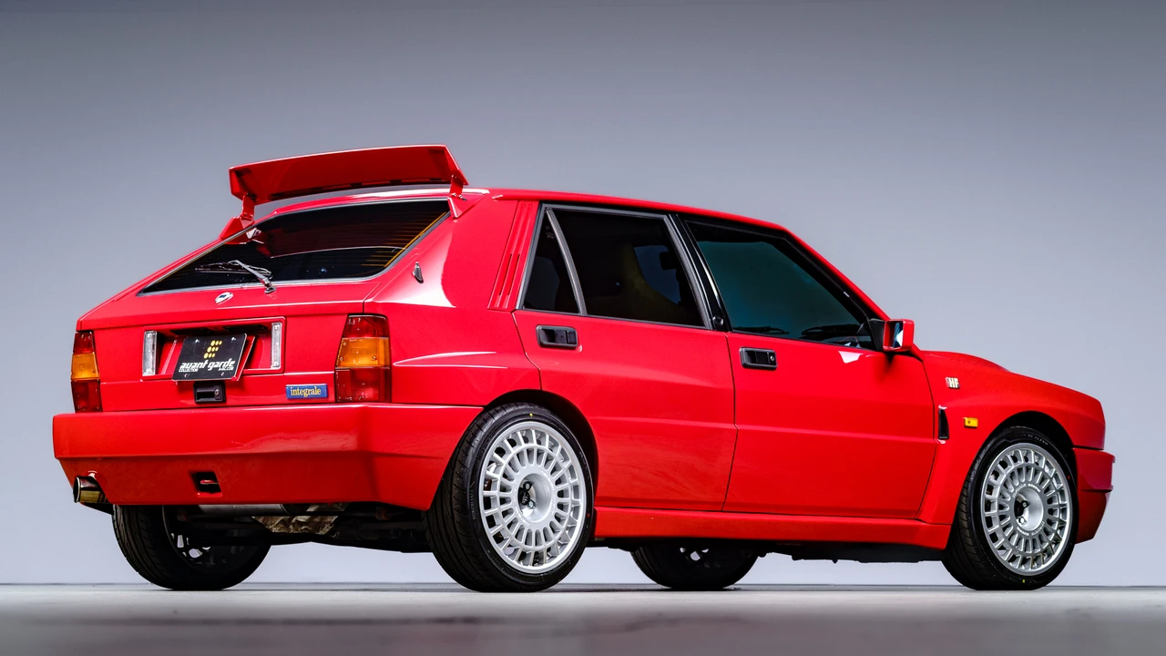 1993 Lancia Delta 2nd Gen - Image 25 of 31