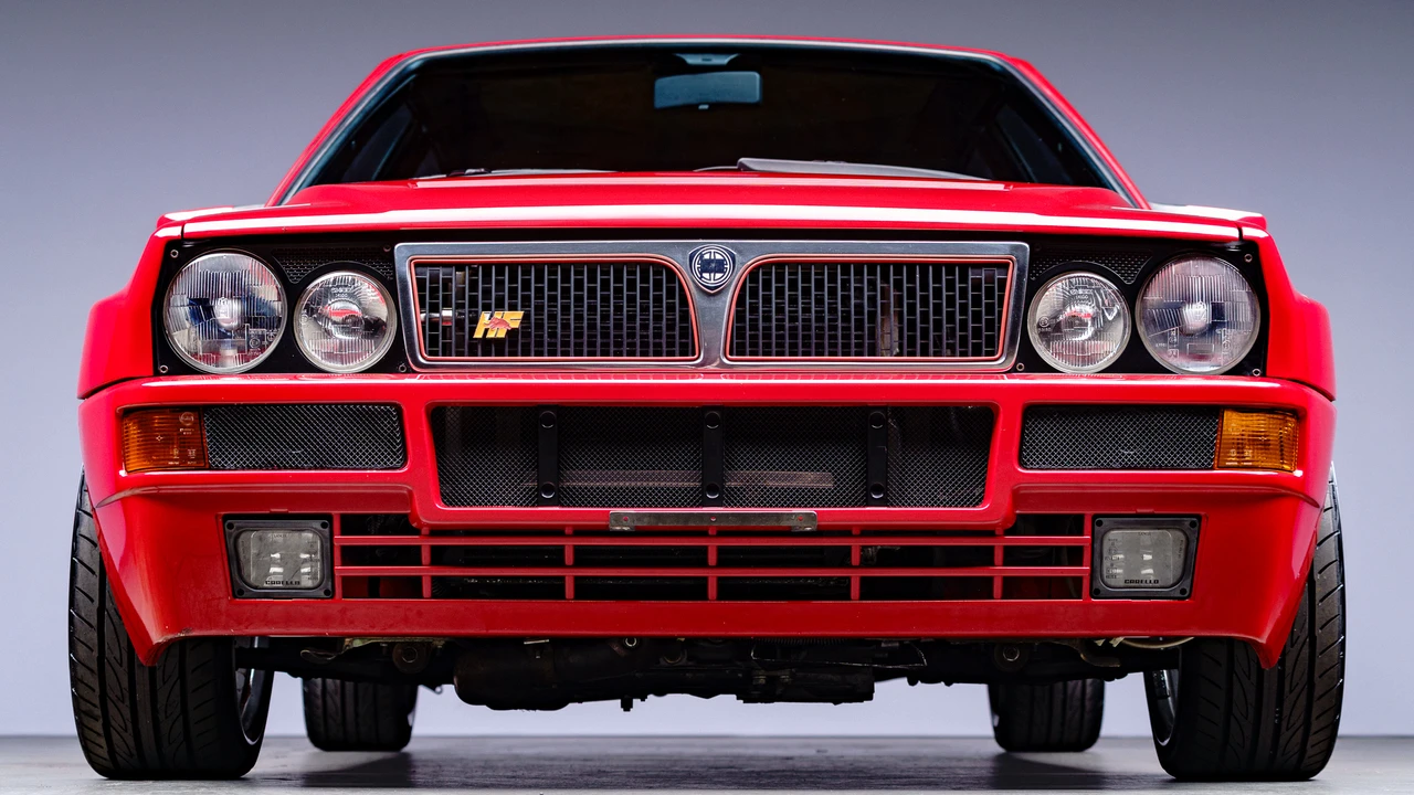1993 Lancia Delta 2nd Gen - Image 27 of 31