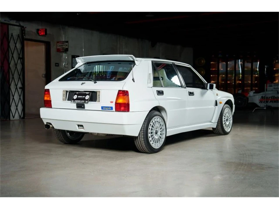 1993 Lancia Delta 1st Gen - Image 7 of 31