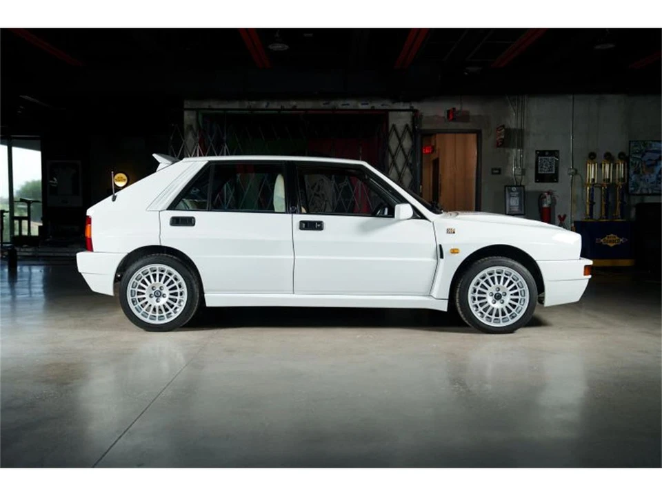 1993 Lancia Delta 1st Gen - Image 8 of 31