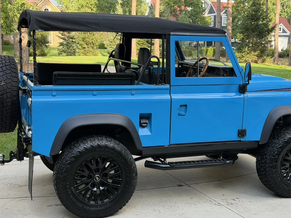 1993 Land Rover Defender - Image 11 of 31