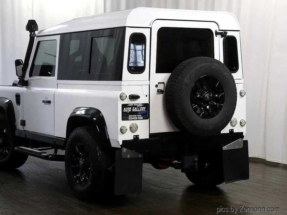 1993 Land Rover Defender - Image 9 of 20