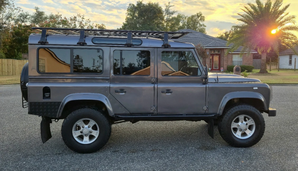 1993 Land Rover Defender - Image 2 of 27
