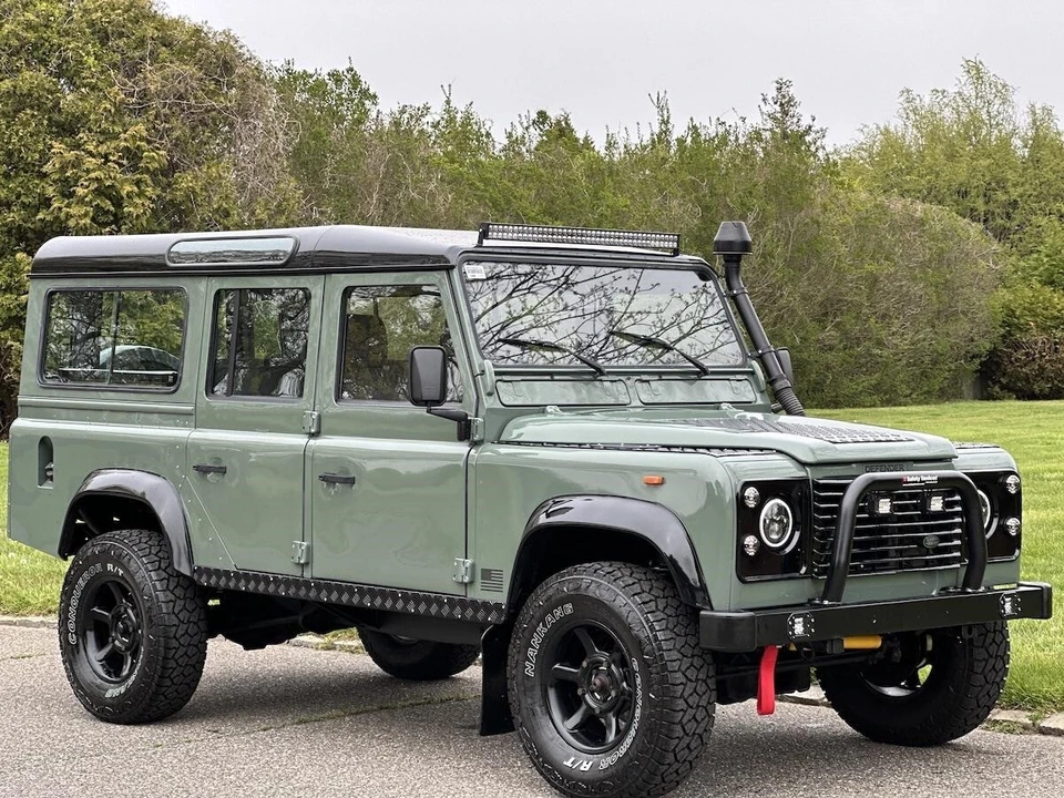 1993 Land Rover Defender 110 - Image 9 of 12
