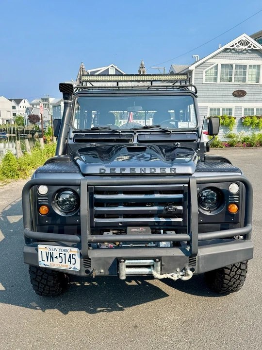 1993 Land Rover Defender 110 - Image 9 of 21