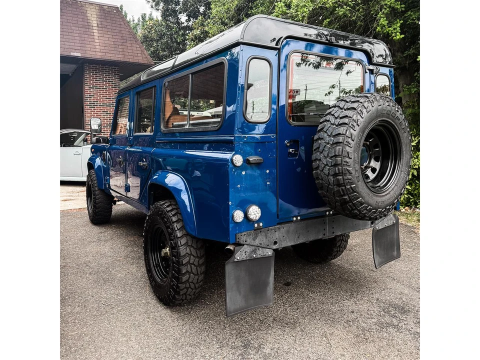 1993 Land Rover Defender 110 - Image 21 of 31
