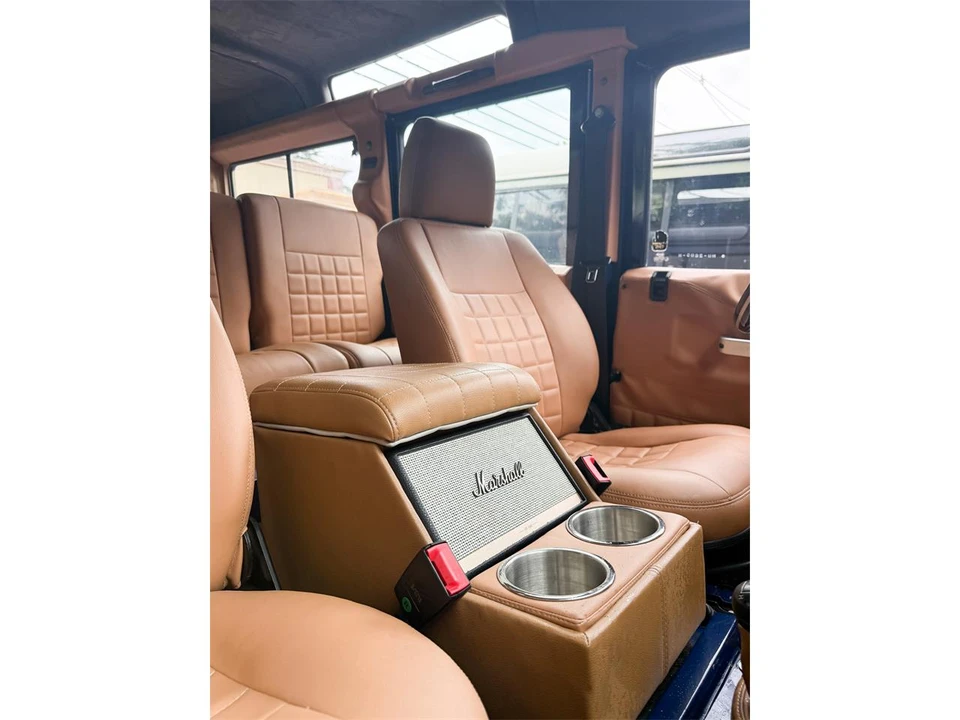 1993 Land Rover Defender 110 - Image 25 of 31