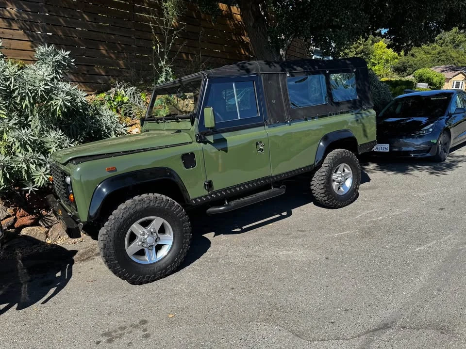 1993 Land Rover Defender 110 - Image 2 of 11