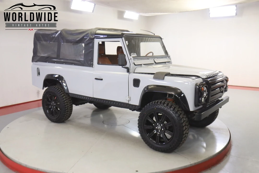 1993 Land Rover Defender 110 - Image 2 of 12