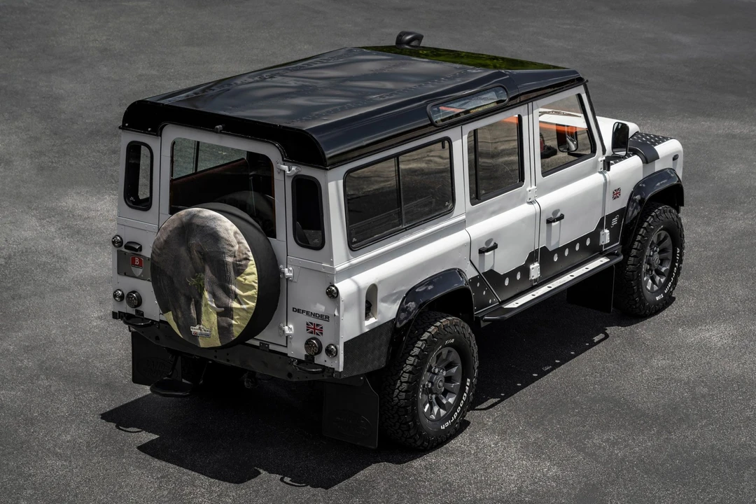 1993 Land Rover Defender 110 - Image 18 of 31