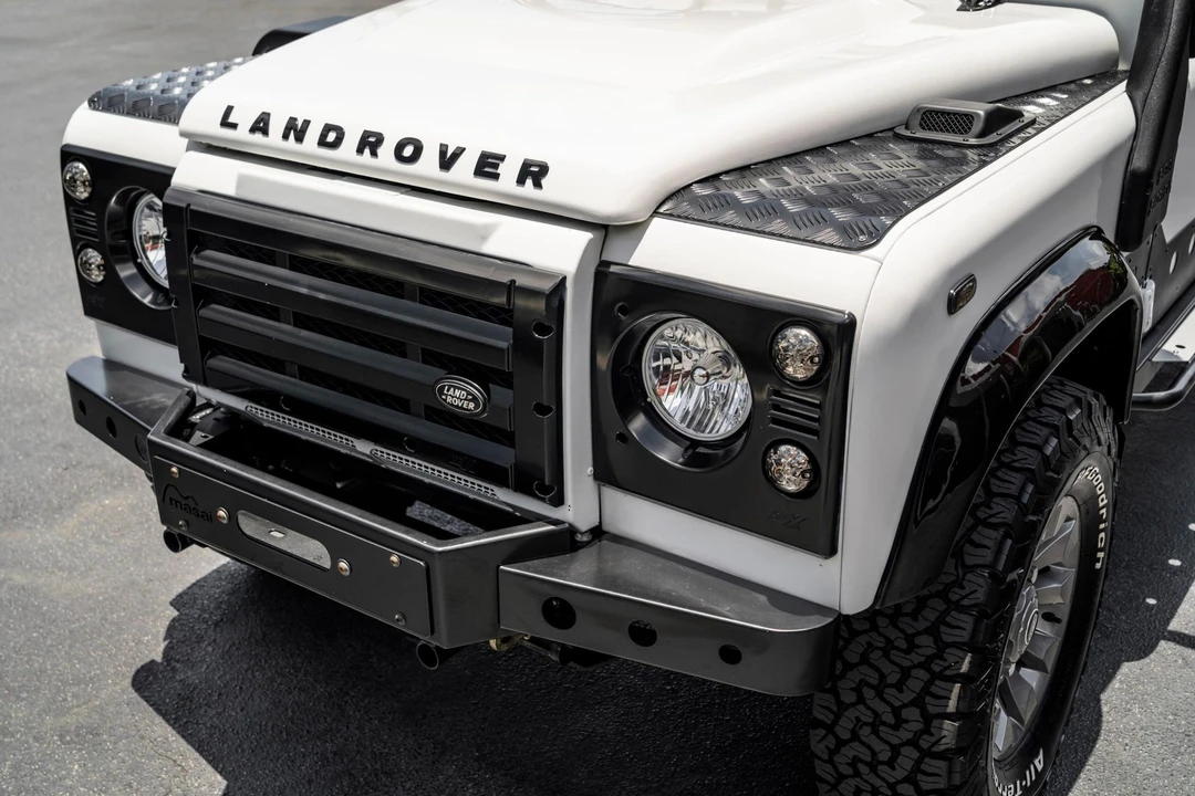 1993 Land Rover Defender 110 - Image 20 of 31