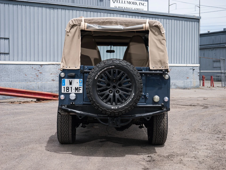 1993 Land Rover Defender 110 - Image 24 of 31