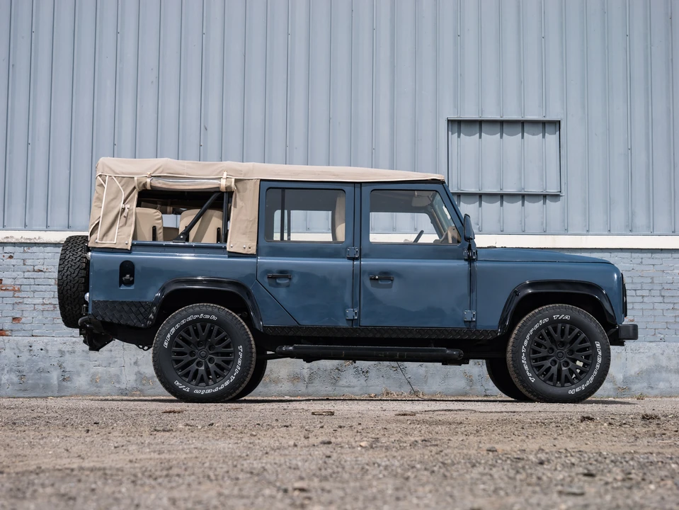 1993 Land Rover Defender 110 - Image 18 of 31