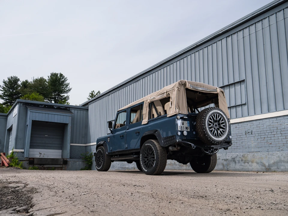 1993 Land Rover Defender 110 - Image 29 of 31