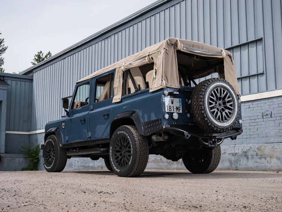1993 Land Rover Defender 110 - Image 28 of 31