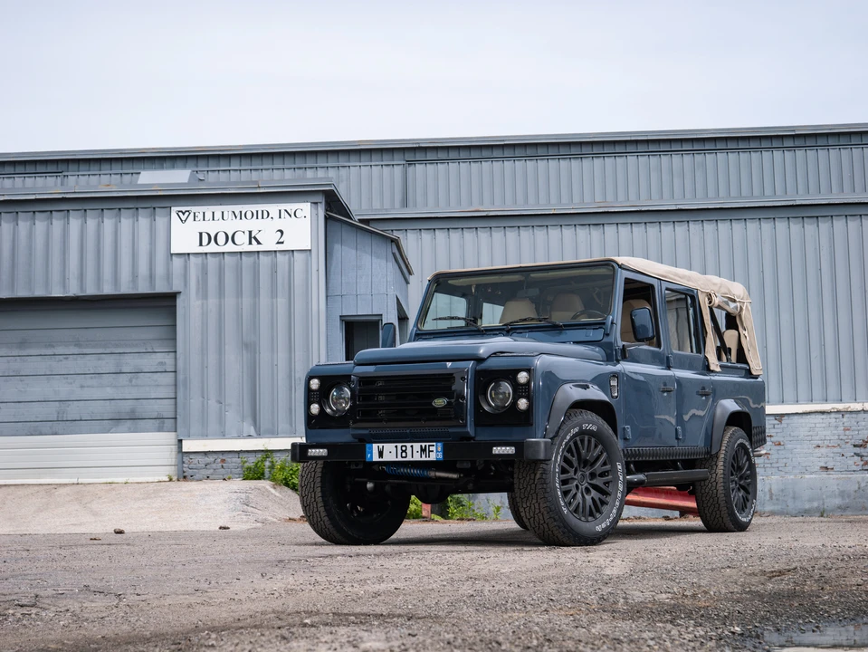 1993 Land Rover Defender 110 - Image 9 of 31