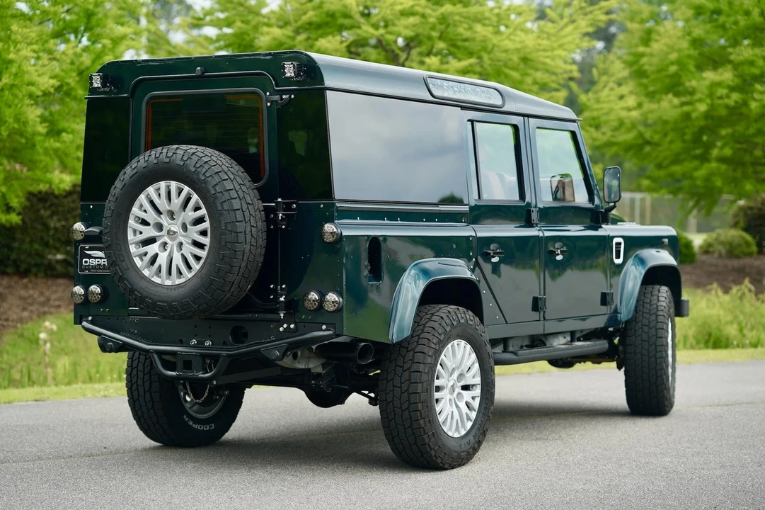 1993 Land Rover Defender 110 - Image 13 of 21