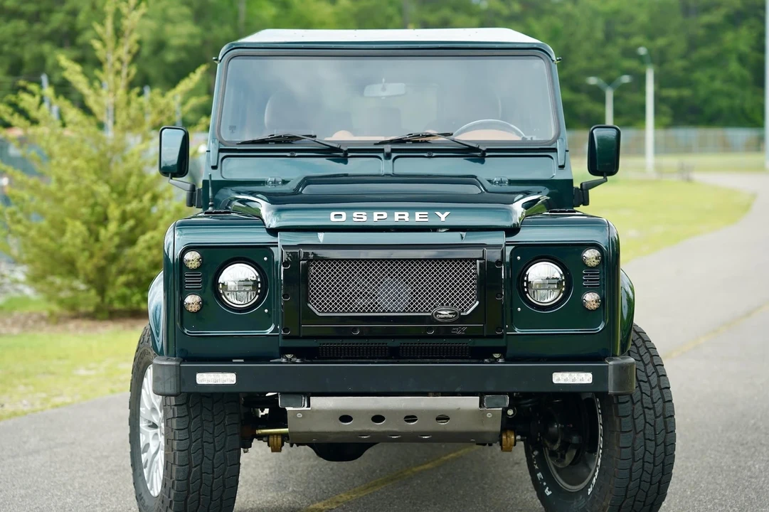 1993 Land Rover Defender 110 - Image 18 of 21