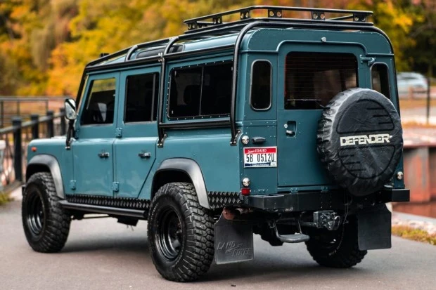 1993 Land Rover Defender 110 - Image 2 of 7