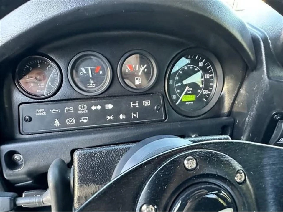 1993 Land Rover Defender 110 - Image 4 of 20