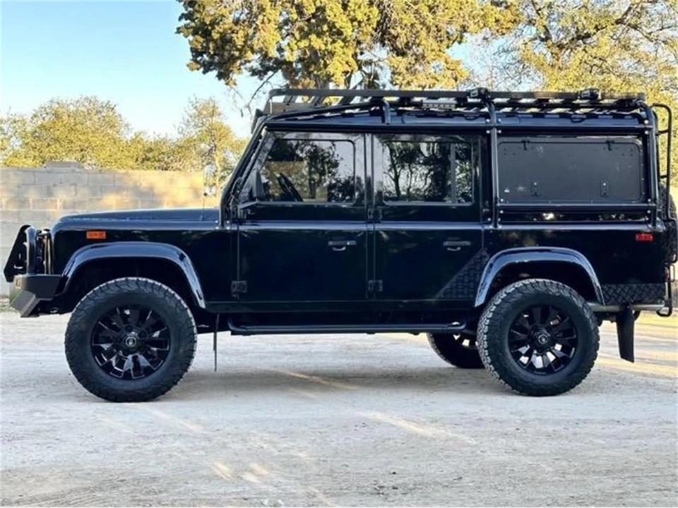 1993 Land Rover Defender 110 - Image 15 of 20
