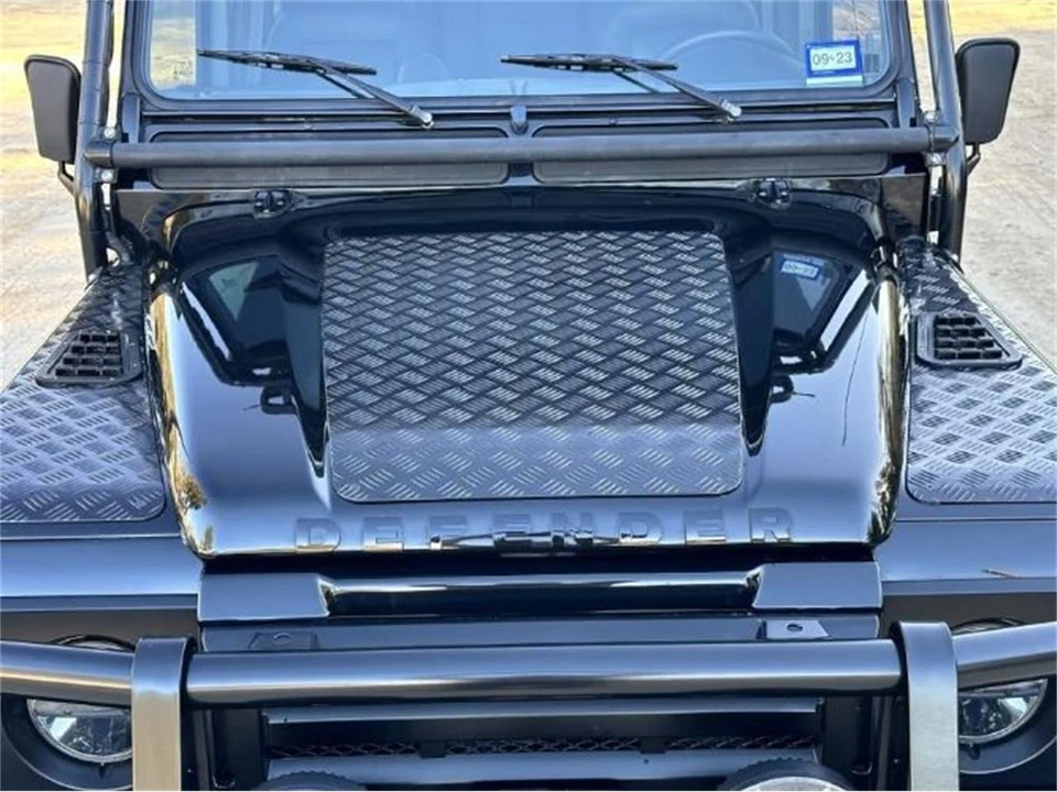 1993 Land Rover Defender 110 - Image 16 of 20