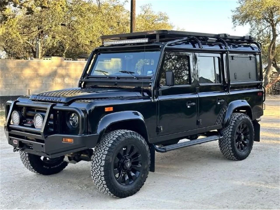 1993 Land Rover Defender 110 - Image 19 of 20