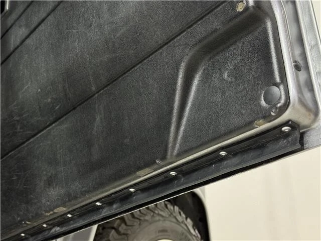 1993 Land Rover Defender 110 - Image 13 of 21