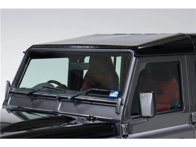 1993 Land Rover Defender 110 - Image 11 of 21
