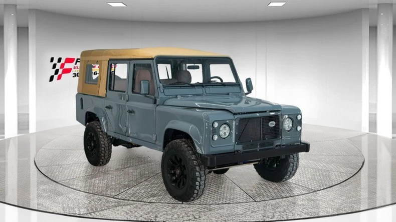 1993 Land Rover Defender 110 - Image 2 of 17