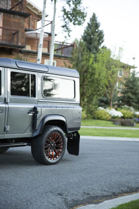 1993 Land Rover Defender 110 - Image 19 of 31