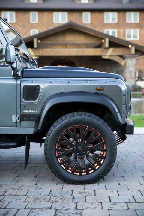1993 Land Rover Defender 110 - Image 10 of 31