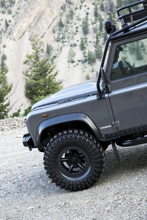 1993 Land Rover Defender 110 - Image 28 of 31