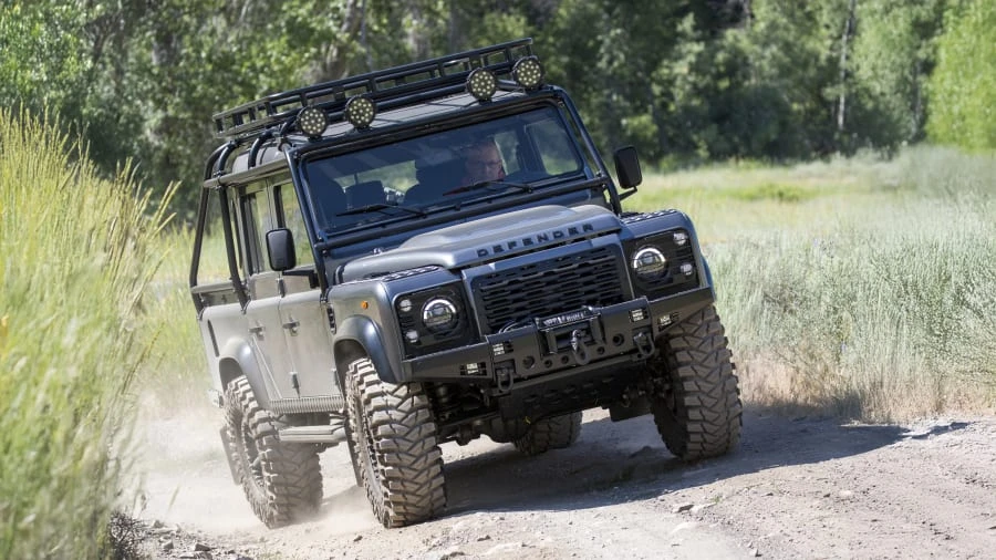 1993 Land Rover Defender 110 - Image 19 of 31