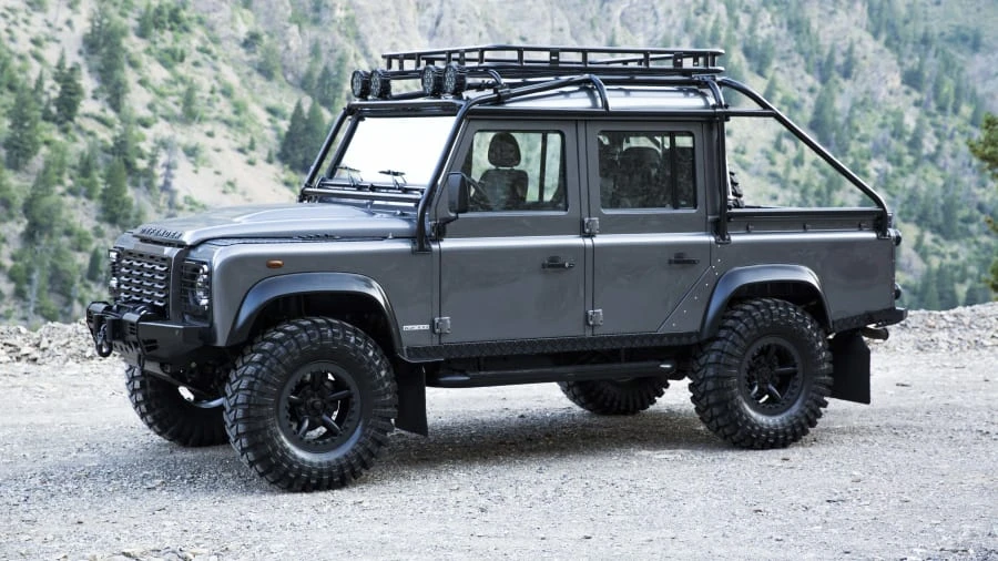 1993 Land Rover Defender 110 - Image 6 of 31