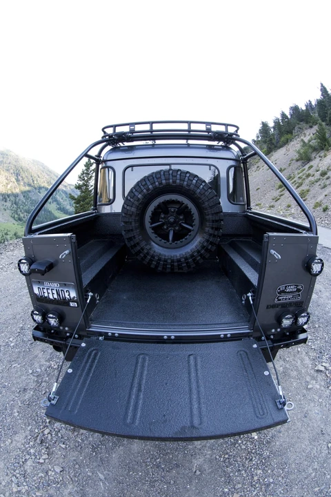 1993 Land Rover Defender 110 - Image 5 of 31